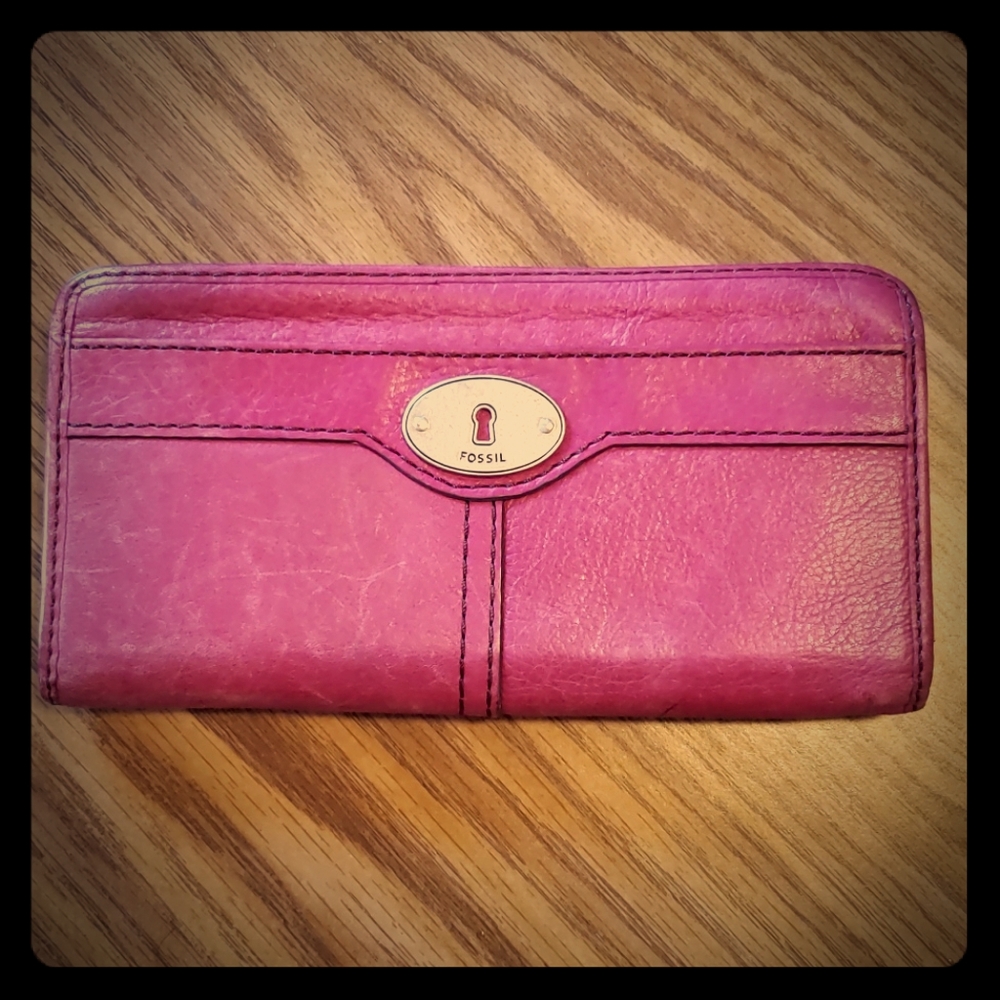 Fossil wallet